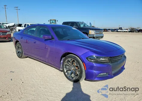 2016 Dodge Charger Sxt z USA, uszkodzony, nr VIN 2C3CDXHG7GH166859